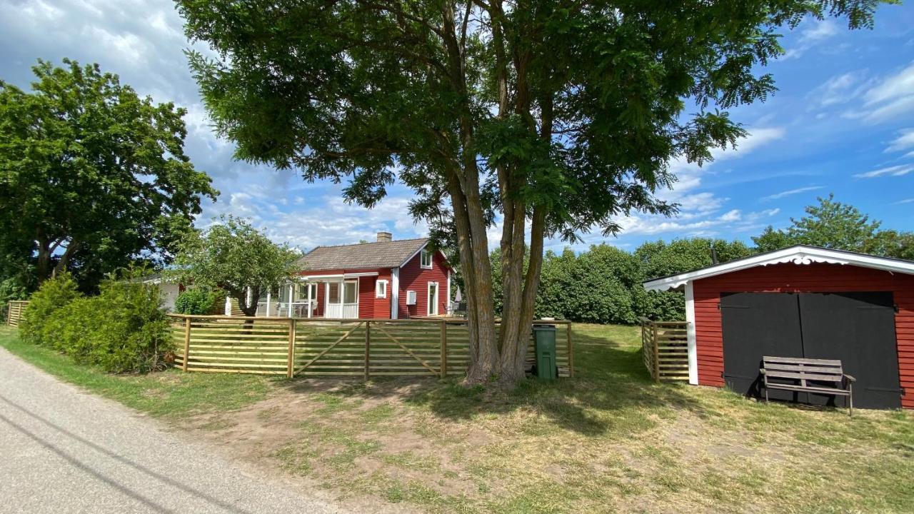 Charmig, Nyrenoverat Och Fullt Utrustad Stuga. Anpassad Foer Hundar, Naera Till Naturen Och Havet. Gangavstand Till Golfbana. Kalmar Eksteriør bilde